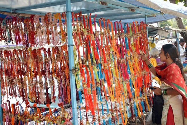 दुनिया मेरे आगे : भाई बनोगे क्या