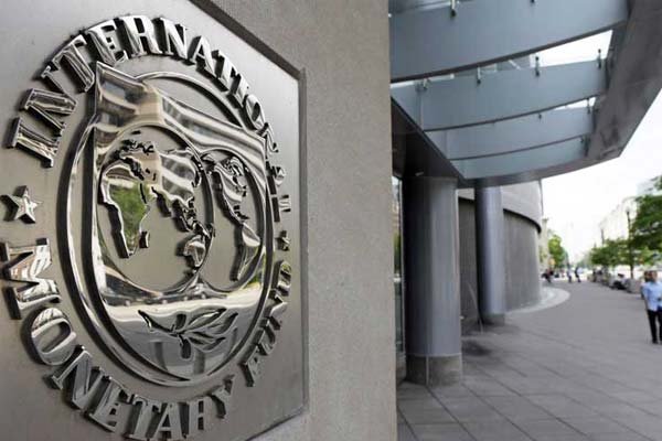 IMF: भारत में वृद्धि की संभावना है अनुकूल