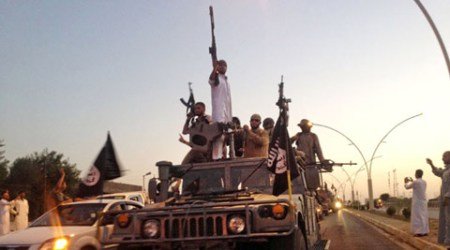 ISIS से जुड़े PAK आतंकियों का अफगान बॉर्डर के चेकपोस्ट पर वार, शरीफ सरकार कर रही इंकार