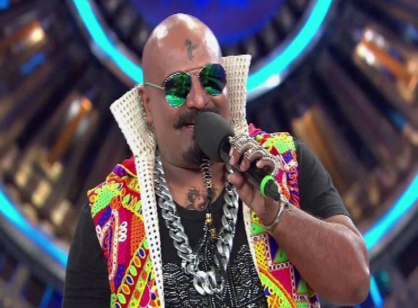 bigg-boss-9-double-trouble-final-list-of-contestants9999 Bigg Boss Nau, Bigg Boss, Bigg Boss 9, Double Trouble, Final list, Salman Khan, Aman Verma, Rima Sen, Rupal Tyagi, Tv show, bollywood, entertainment news, बिग बॉस 9, सलमान खान, डबल ट्रबल, रुपल त्यागी, दिगांगना बनर्जी, रिमा सेन, सुयश राय, मंदाना करीमी, अंकित गेरा, किश्वर मर्चेंट, रोशेल राव, कीथ सेक्वेरा, अमन वर्मा, प्रिंस नरुला, अरविंद वागेड़ा, युविका चौधरी, टीवी शो, बॉलीवुड, बॉलीवुड न्यूज़, मनोरंजन
