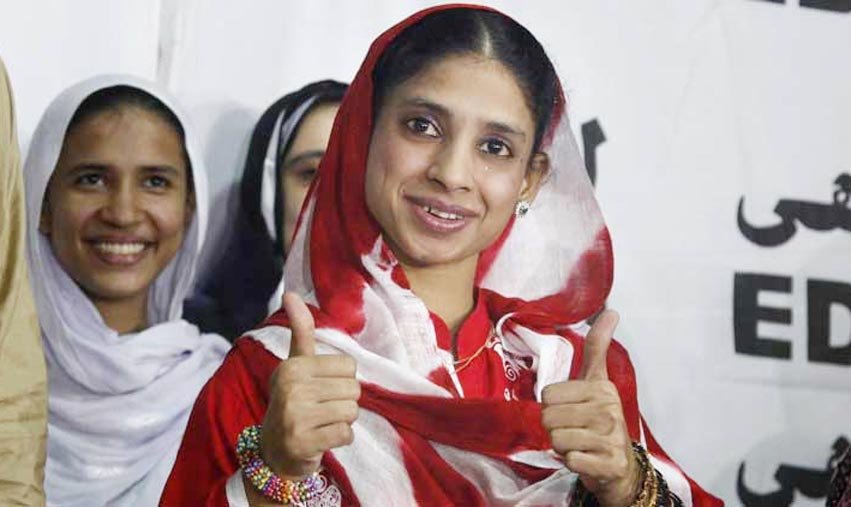 geeta india pakistan, geeta indian girl lost in pakistan, geeta indian in pakistan, geeta return india, geeta indian girl, geeta in pakisatan,geeta stranded in pakistan, edhi foundation, nation news, india news, latest news, गीता, भारत पाकिस्तान, गीता पाकिस्तान, बजरंगी भाईजान