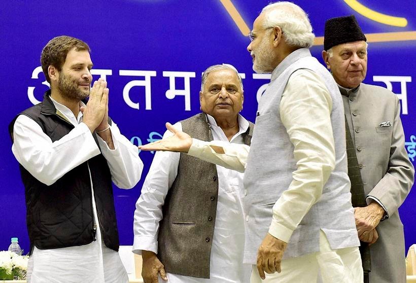 Pawar's 75th birthday celebration नरेंद्र मोदी फोटोज, नरेंद्र मोदी का साल 2015, पीएम मोदी, मोदी फोटो, narendra modi, modi in 2015, modi photos, best photos of modi 2015, 2015 modi photos, modi and obama, modi yoga photos, modi selfies, modi news, photos of the year, india news, latest news