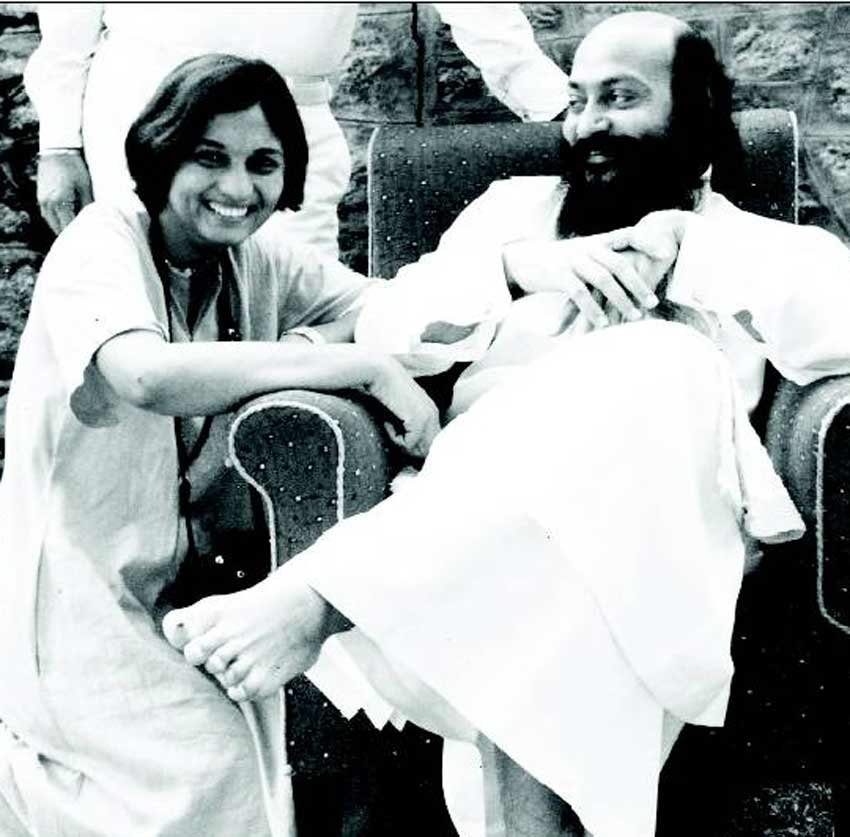 osho2 Osho, Bhagwan Osho, OSho rajneesh, Osho free sex Education, Osho centres, Businessman Osho, Maa Sheela book, A membre by Anand leela sheela, Dont kill him