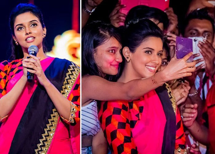 asin1 Asin sharma, asin sharma wedding, asin sharma-a rahul wedding, asin wedding card, akshay kumar, asin sharma marriage, asin-rahul love story