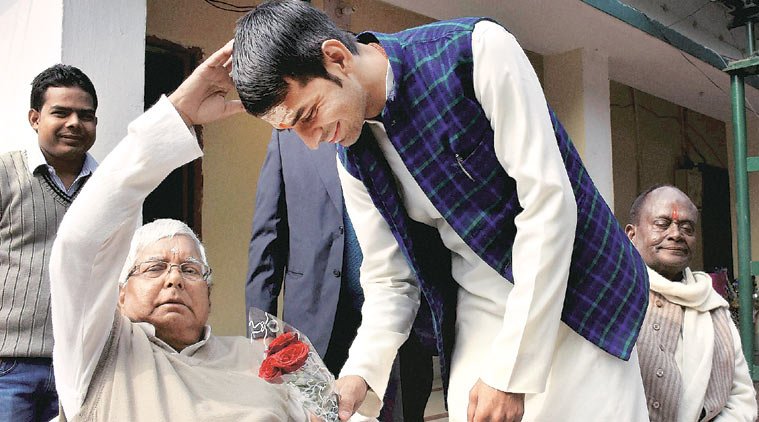 lalu-1 Nitish assets, Tej Pratap BMW, nitish kumar news, 15 lakh bike, bihar ministers assets, assets declaration, bihar news, politics news, lalu son, jdu, बिहार सरकार, नीतीश कुमार, मंत्रियों की संपत्ति, लालू प्रसाद यादव, लालू यादव, लालू के बेटे, तेजस्वी, तेज प्रताप, लालू के बेटों की संपत्ति, latest news in hindi, news in hindi, hindi news