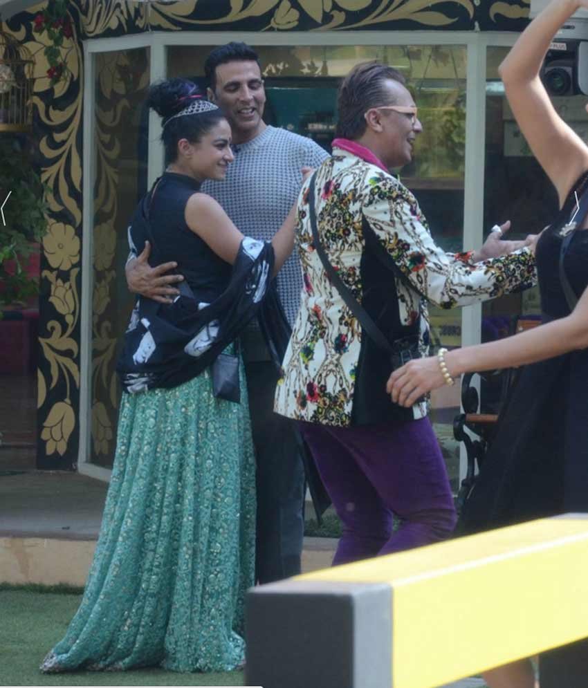 priya1 Keith Sequeira, Rochelle, Rishabh Sinha, priya malik, Mandana Karimi, bigg boss9, salman khan, akhsyay kumar, nirmat kaur, airlift