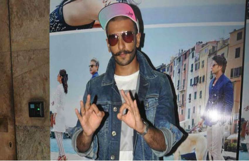 ranveer singh 5 ranveer singh news, ranveer singh and deepika, bajirao mastani, ranveer singh selfie, Casting couch, ranveer singh casting couch, ranveer singh pics, रणवीर सिंह, बाजीराव मस्तानी, रणवीर दीपिका, शादी अली, बॉलीवुड न्यूज, बाजीराव, रणवीर का संघर्ष, latest bollywood hindi news, ranveer latest pics