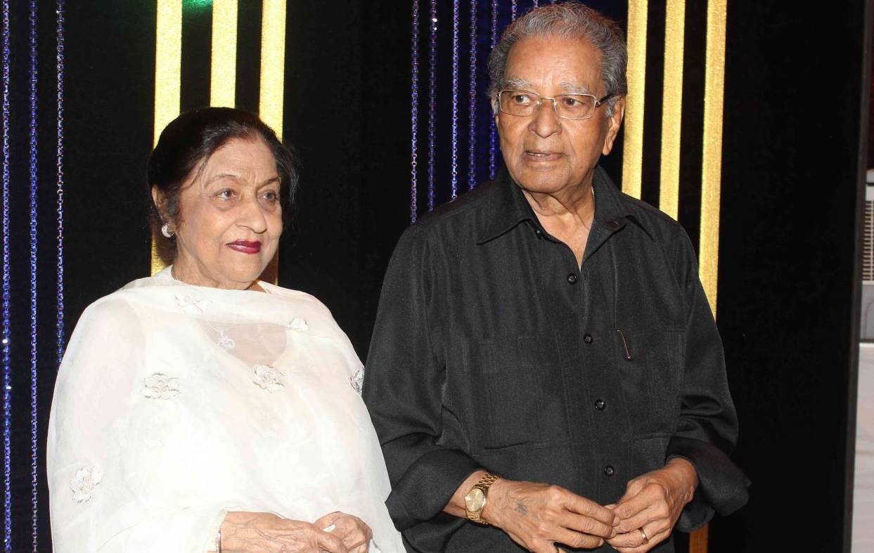 wife je om prakash mehra, je om prakash mehra movie, je om prakash mehra films, je om prakash mehra news, je om prakash mehra gallery, Hrithik Roshan Maternal Grandfather J. Om Prakash, Hrithik Roshan Maternal Grandfather, Hrithik Roshan Nana, bollywood, je Omprakash mehra