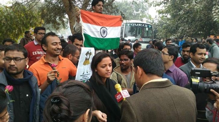 jnu_ jnu issue, jnu incident, JNU row, jnu news, kanhaiya kumar, kanhaiya kumar jnu, kanhaiya kumar patiala house, lawyers issues in patiala court, kanhaiya kumar issue, Live updates on JNU issue, latest news on Kanhaiya kumar, Rahul Gandhi on JNU issue, Rahul Gandhi press conference, latest news