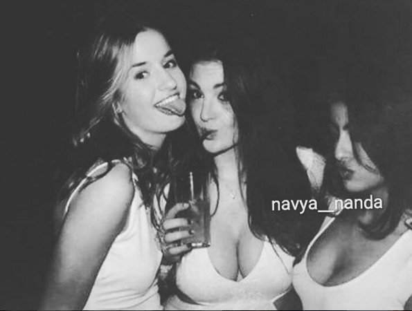 navya-naveli-nanda3_14560 navya naveli nanda hottest pictures, navya naveli nanda hot pictures, navya naveli nanda spotted with aryan khan, navya naveli, Nanda bikini photos, navya naveli bikini, navya Instagram, Amitabh Bachchan, Aryan Khan, Navya Navya Naveli amitabh bachchan , big b granddaughter, entertainment news