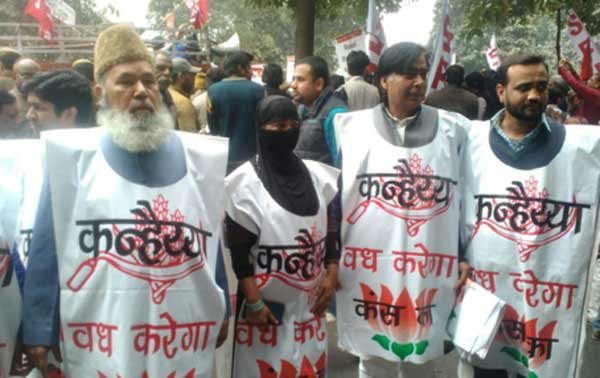 protest jnu issue, jnu incident, JNU row, jnu news, kanhaiya kumar, kanhaiya kumar jnu, kanhaiya kumar patiala house, lawyers issues in patiala court, kanhaiya kumar issue, Live updates on JNU issue, latest news on Kanhaiya kumar, Rahul Gandhi on JNU issue, Rahul Gandhi press conference, latest news