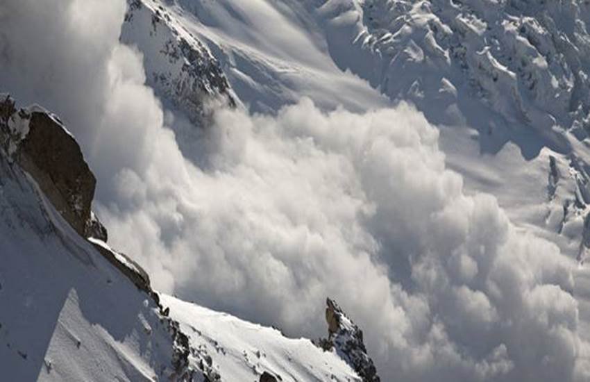 siachen 9 Siachen avalanche, indian Army, trapped soldiers, siachen glacier, 879 Army men dead, world's highest battlefield, Siachen Glacier pics, Siachen Facts, siachen indian army, Ten Army soldiers