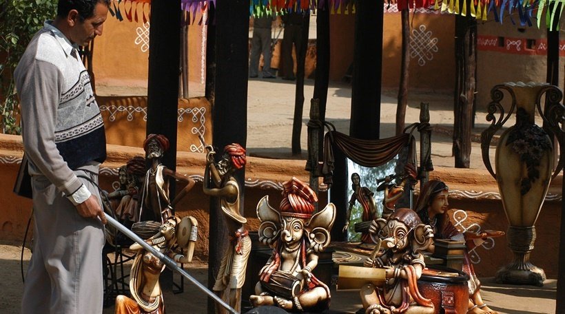 surajkund-mela-express-photo February, festivals, 2016, carnivals, dance, music, art, celebration, culture, rang Mahotsav, New Delhi, Surajkund Mela, Haryana, Rio Carnival, Brazil, Battle of the Oranges, Italy, Kala Ghoda Festival, Mumbai, Losar, Tibet, Chinese new year, Mardi Gras, Valentine's Day, Pingxi sky lantern festival, Taiwan, Hadaka Matsuri, Japan, Jaisalmer Desert festival, Jaisalmer, Rajasthan, Envision festival, Costa Rica, Abu Simbel festival, Egypt, Khajuraho Dance Festival, Orissa,