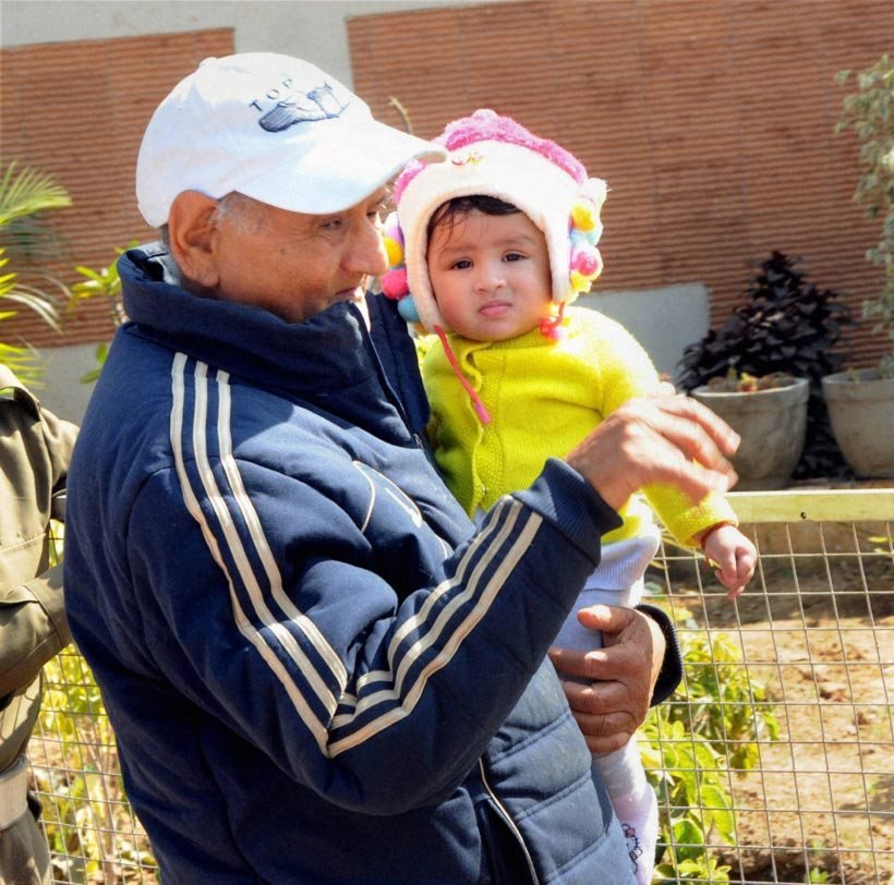 09 ziva, ziva dhoni, ms dhoni, ms dhoni daughter, virat kohli, kohli, ms dhoni daughter ziva, ms dhoni ziva, ms dhoni daughter name, ms dhoni daughter pictures, ziva pictures, sakshi singh dhoni, sakshi dhoni, sakshi dhoni photos, sakshi dhoni hot pics, dhoni news, ziva news, जीवा धोनी, महेंद्र सिंह धोनी, धोनी, साक्षी धोनी, धोनी न्यूज