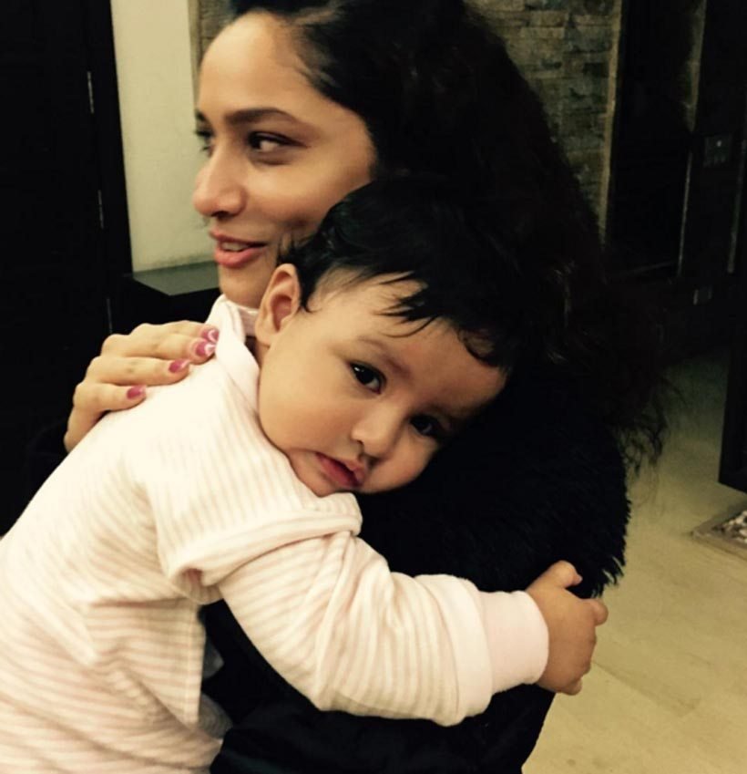11 ziva, ziva dhoni, ms dhoni, ms dhoni daughter, virat kohli, kohli, ms dhoni daughter ziva, ms dhoni ziva, ms dhoni daughter name, ms dhoni daughter pictures, ziva pictures, sakshi singh dhoni, sakshi dhoni, sakshi dhoni photos, sakshi dhoni hot pics, dhoni news, ziva news, जीवा धोनी, महेंद्र सिंह धोनी, धोनी, साक्षी धोनी, धोनी न्यूज