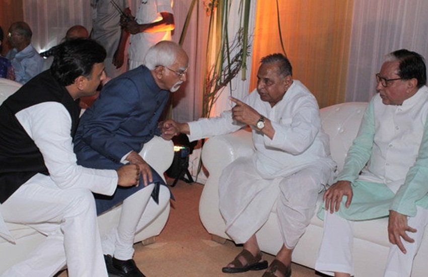 aditya reception 10 aditya yadav reception, aditya yadav raj lakshmi singh, shivpal yadav son reception, Reception party, amar singh, mulayam singh yadav, aditya rajlaxmi second reception, subhash chandra, uttar pradesh, lal krishan advani, आदित्य यादव, राजलक्ष्मी सिंह, रिसेप्शन पार्टी, अमर सिंह, शिवपाल यादव के बेटे का रिसेप्शन, सुभाष चंद्रा, मुलायम सिंह यादव