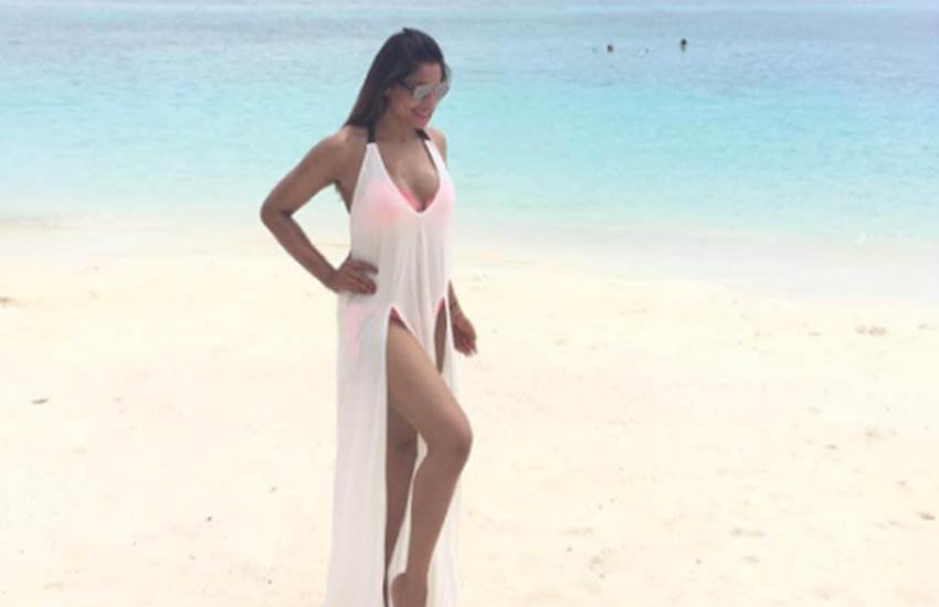 bipasha basu honeymoon front photo Bipasha Basu, Birthday, Unknown Facts, Interesting Facts, Hindi, Hot Photos, Sizzling Photos, Bollywood News in Hindi, Entertainment news in Hindi