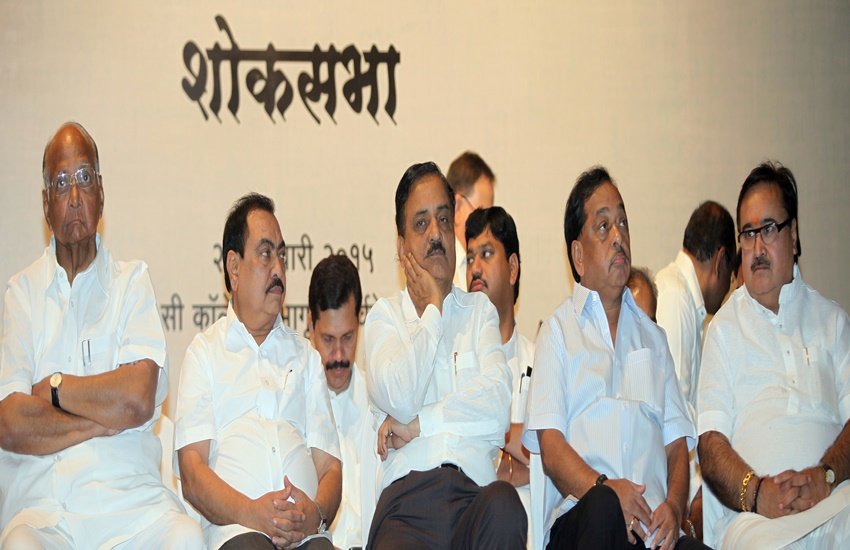 ch675250 Arvind Kejriwal, Eknath Khadse, Eknath Khadse, Khadse, Eknath Khadse land deal, Khadse resigns, Khadse resignation, Khadse land deal, Devendra fadnavis, Maharashtra revenue minister, Revenue minister Eknath Khadse, Khadse dawood Inrahim, Khadse meets Devendra Fadnavis, BJP, india news