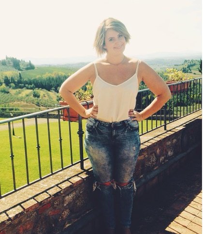 laura 6 Woman,travelled,world,having,casual,sex,heal,heartbreak, laura jane williams, sex, around the world, making love, stairs, french, italian, america, teacher, university