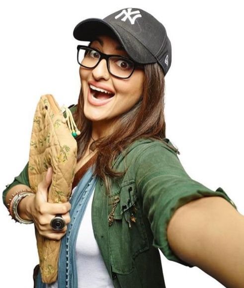 sonanoor Birthday Special, Sonakshi Sinha, Dabbang, Bollywood, Force 2, Akira bollywood entertainment hindi news,