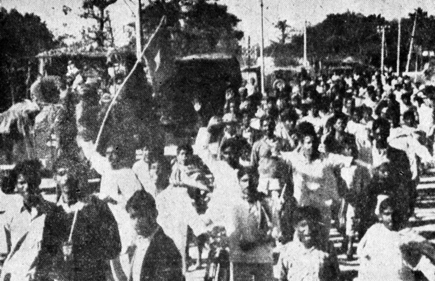 Army-4 Indian Army, Coup Attempt, Indian Army Coup Attempt, Indian Army Coup, Army Delhi Coup, Indian Military, Indian Navy, Indian Air Force, Army Genral, President of India, Turkey Coup, Regiments of Indian Army, Indian Army Strength, Supreme Commander of Indian Army, Military Rule in India, Army Rule In India, Hindi News, Jansatta