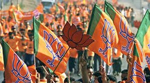 मुश्किल में भाजपा, किसको सौंपे दिल्ली की कमान
