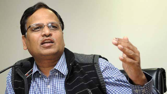 चर्चिल की भाषा बोल रहे हैं जंग: जैन