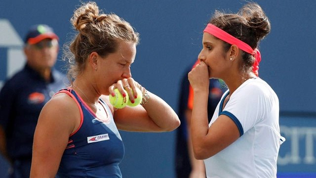 US Open से बाहर हुई विश्व की नंबर वन खिलाड़ी सानिया- बारबरा की जोड़ी