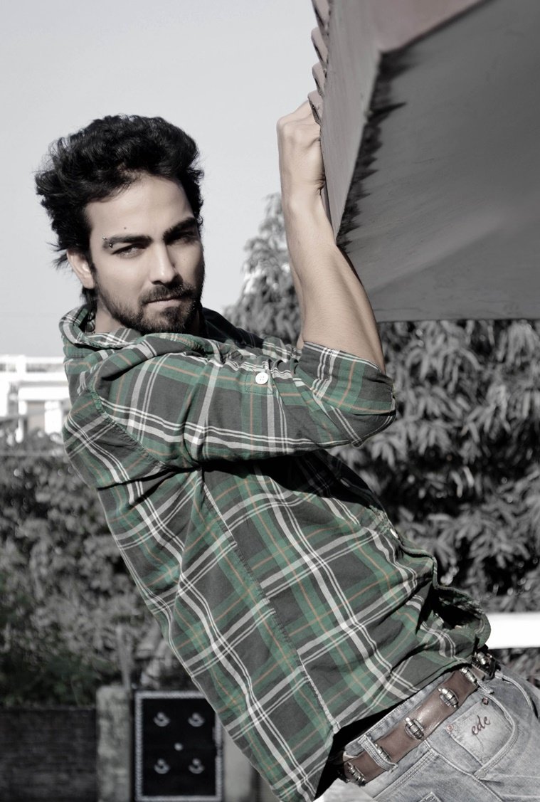 2-feroz-khan-bigg-boss bigg-boss 10 confirmed 13 shortlisted contestants salman khan dev devgan pramod dahiya nitibha kaul priyanka jagga kajol tyagi ruchika singh