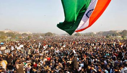 दुनिया मेरे आगेः सेवा का परदा