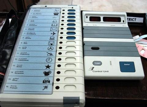 लोकसभा की चार, विधानसभा की आठ सीटों पर उपचुनाव की घोषणा