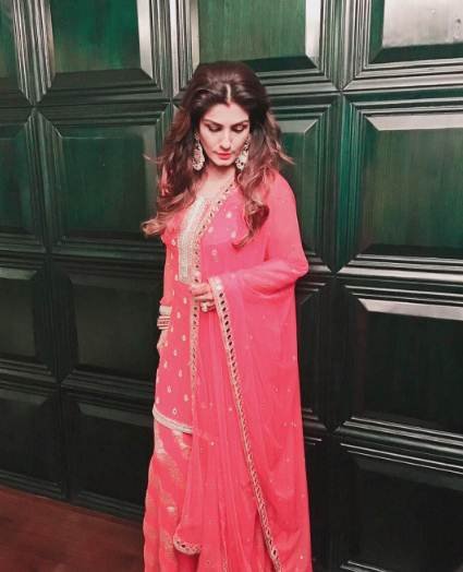 raveena Raveena Tandon, Raveena Tandon films, Raveena Tandon birthday, Anil Thadani, Entertainment, Bollywood, Actor, Sunny deol, Ajey devgan, raveena tonodn love affair