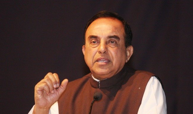 सुब्रमण्यम स्वामी ने पीएम मोदी से कहा- पाकिस्तान से सीमेंट आयात करना बंद करे सरकार