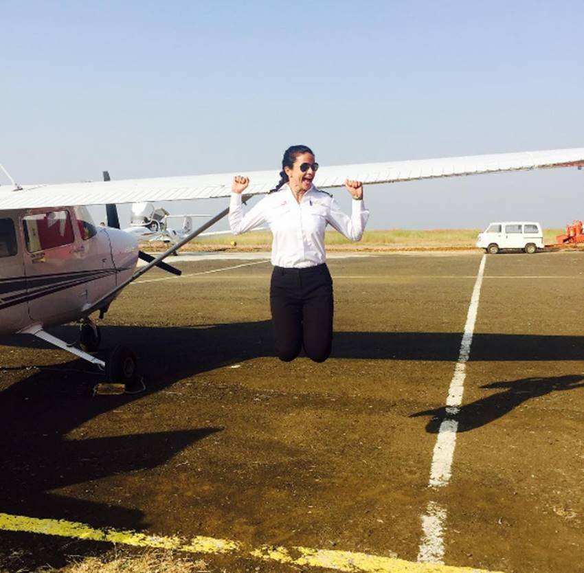 gul-panag-got-pilot-licence10 Gul Panag, Gulpanag, Pilot, Pilot pics, gul panag pilot, Chimes Aviation Academy, dhana india, gul panag website, gul panag pilot photos, CAA india, gul panag show, gul panag photos, gul panag aviation, gul panag political party, gul panag movie