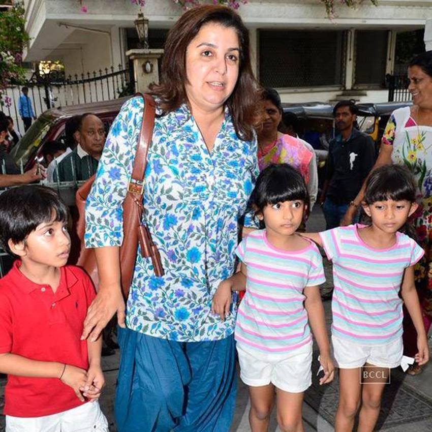 bollywood-actresses-worked-during-pregnancy-farah-khan-3 Actresses worked during pregnancy, bollywood actress worked in pregnancy, Kareena Kapoor Pregnancy Photos, Shridevi Pregnancy Photos, Jaya Bachchan Pregnancy Photos, Juhi Chawla Pregnancy Photos, Kajol Pregnancy Photos, Pregnancy Pics, Bollywood Actress Pregnancy Pics, Farah Khan Pregnancy Pics, Pregnant Bollywood Actress, Hot Photos, Baby Bump, Entertainment News