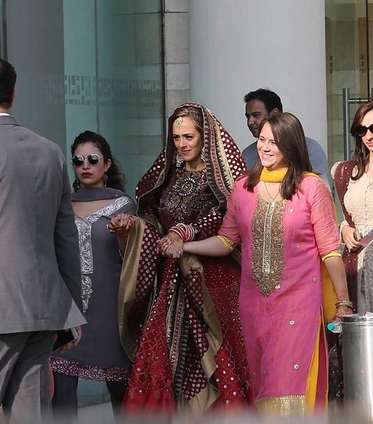 हेजल कीच शादी के लिए जाते हुए। (Express Photo)