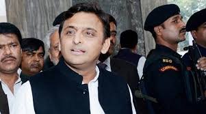 अखिलेश यादव ने नोटों के बैन को लेकर उठाए सवाल, कहा- हम भी काले धन के खिलाफ हैं लेकिन…