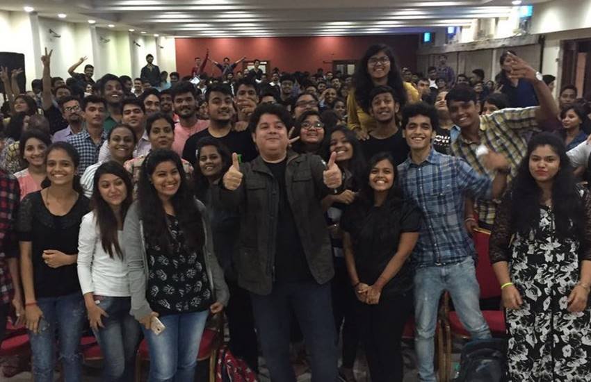sajid-khan-birthday-hd-photos-2 Sajid Khan, Sajid Khan Birthday, Sajid Khan Age, Sajid Khan Movies, Sajid Khan Unknown Facts, Sajid Khan Interesting Facts, Sajid Khan Date of Birth, Sajid Khan Life Story, Sajid Khan College Life, Sajid Khan Upcoming Movies, Sajid Khan Next Movie, Sajid Khan and Ajay Devgn, Sajid Khan and Akshay Kumar, Sajid Khan Birthday Party, Director Sajid Khan, Sajid Khan Production House, Sajid Khan movies list, Bollywood News in Hindi, Entertainment news in hindi