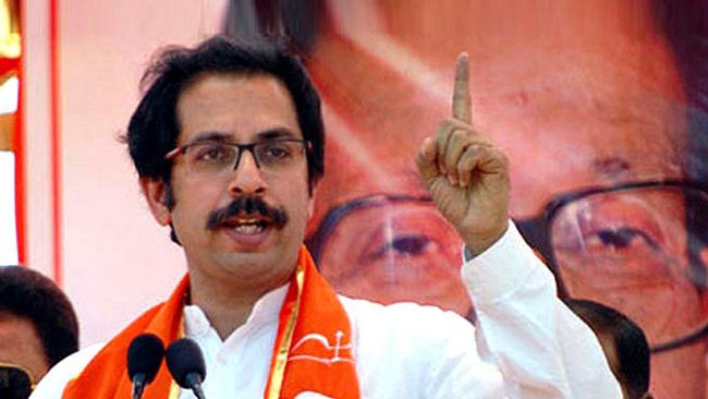 नगर निकायों के चुनावों में BJP की जीत पर शिवसेना ने ली चुटकी, वोट देने वालों को कहा मूर्ख