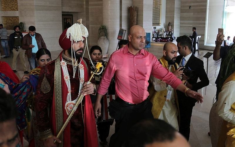 युवराज सिंह शादी के लिए जाते हुए। (Express Photo)