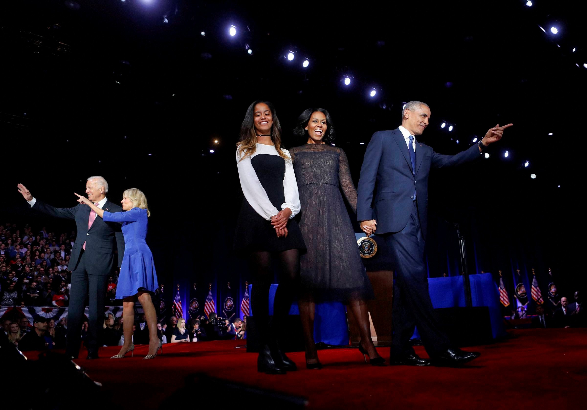 Barack Obama, Michelle Obama, Malia Obama, Joe Biden, Jill Biden Obama, Barack Obama, Barack Obama cry, Barack Obama wipes away tears, Barack Obama farewell address, Barack Obama cries at farewell address, india news, jansatta, obama farewell photos, obama speech, obama last address