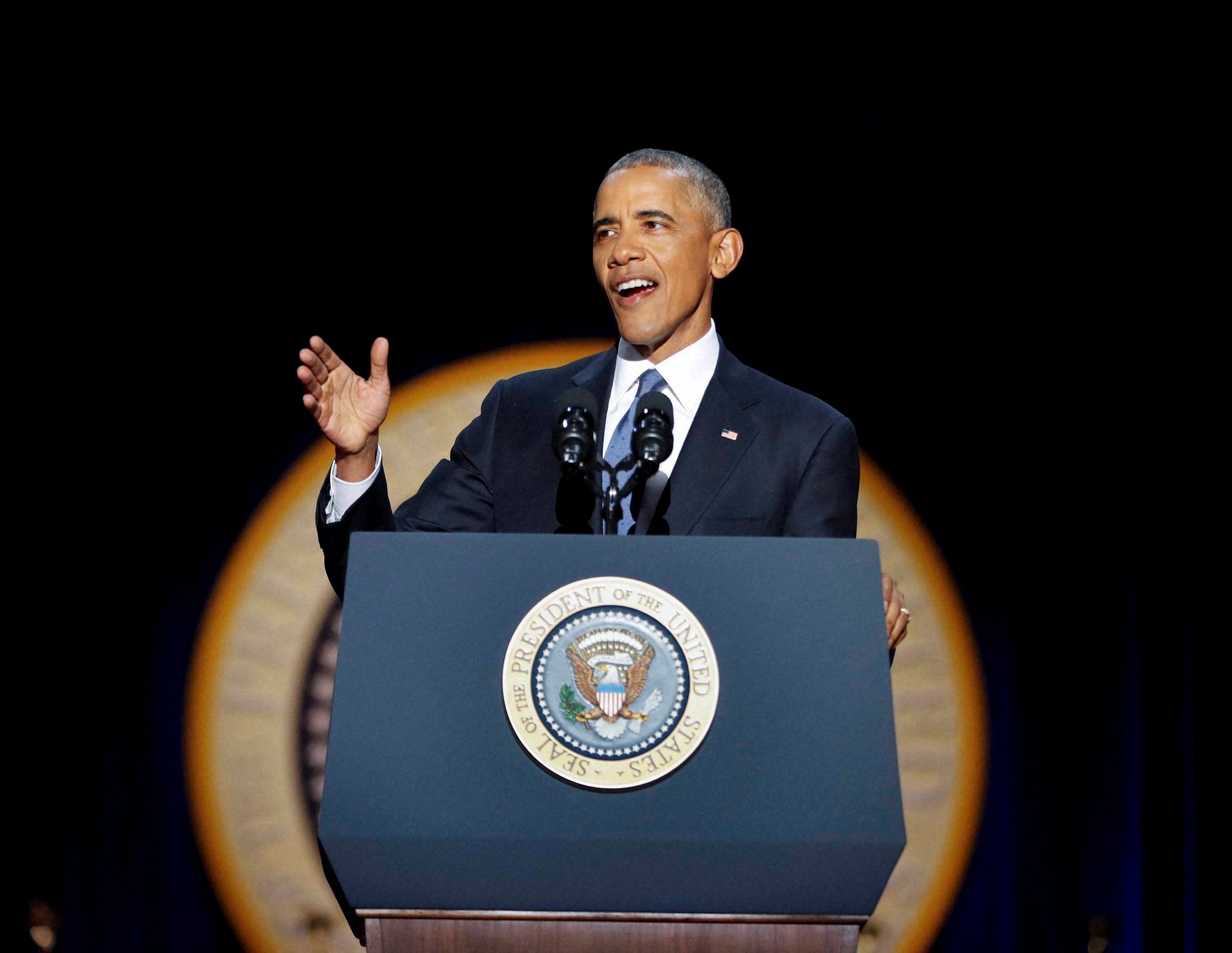 Barack Obama, Michelle Obama, Malia Obama Obama, Barack Obama, Barack Obama cry, Barack Obama wipes away tears, Barack Obama farewell address, Barack Obama cries at farewell address, india news, jansatta, obama farewell photos, obama speech, obama last address