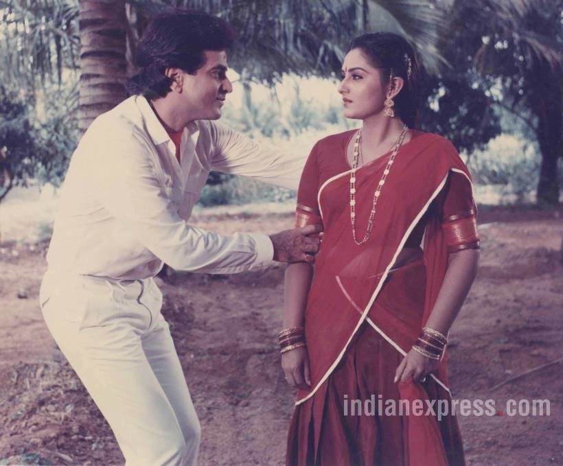 80s-actress_ch33384_ie-archive Meenakshi Sheshadri, Now and Then, Lost actresses, Forgotten stars in bollywood, Rajkumar Santoshi, Amitabh Bachchan, Small town big name