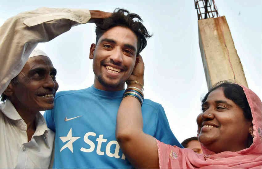 Mohammed Siraj news, IPL Mohammed Siraj, Mohammed Siraj latest News, ipl 2017, ipl 2017 auction, ipl nilami, ipl nilami 2017, ipl 2017 player auction, आईपीएल २०१७ ऑक्शन, आईपीएल, आईपीएल 2017, आईपीएल प्लेयर नीलामी, आईपीएल नीलामी, आईपीएल नीलामी 2017, IPL Auction 2017, ipl auction, ipl news in hindi