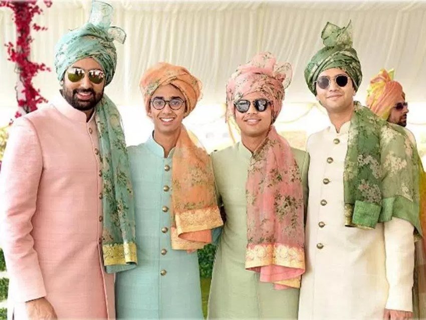 Amitabh Bachchan and Abhishek Bachchan Pictures 6 amitabh bachchan abu dhabi wedding, abhishekl bachchan abu dhabi wedding, abhishek bachchan anushka rajan wedding, abhishek bachchan sister wedding, abhishek bachchan dance wedding, aishwarya bachchan missing wedding, jaya bachchan abu dhabi wedding, bachchans attend wedding, bachchans abu dhabi wedding, anushka rajan wedding, bollywood weddings, big fat bollywood weddings, bollywood news, bollywood updates, entertainment news