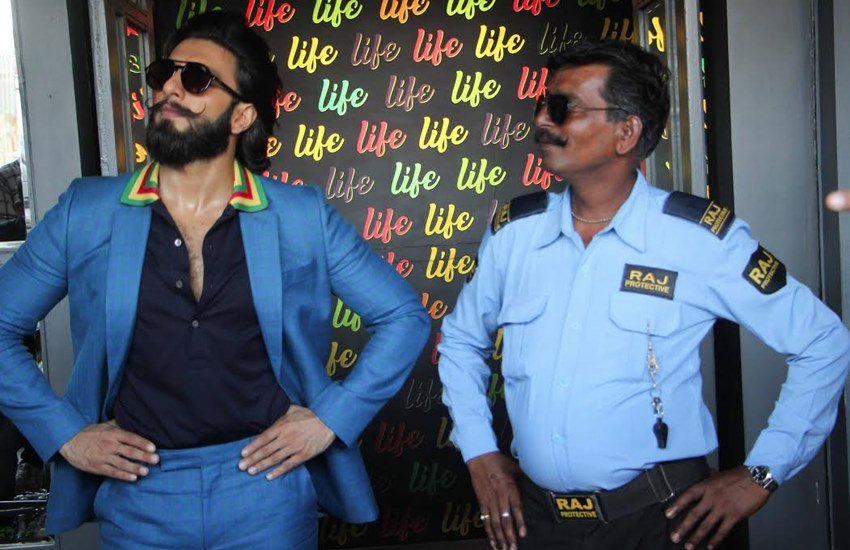 Ranveer Singh Photoshoot 2 Ranveer Singh, Ranveer Singh security guard, Ranveer Singh spotted, Ranveer singh pics, ranveer singh crazy pics, Aamir Khan meets his Dangal team, aamir khan with onscreen daughters, Aamir khan Fatima Sana Shaikh Sanya Malhotra, Aamir Khan Kiran Rao, Dangal cast pics, Aamir Khan with Dangal stars pics, Fatima Sana Shaikh and Sanya Malhotra pics