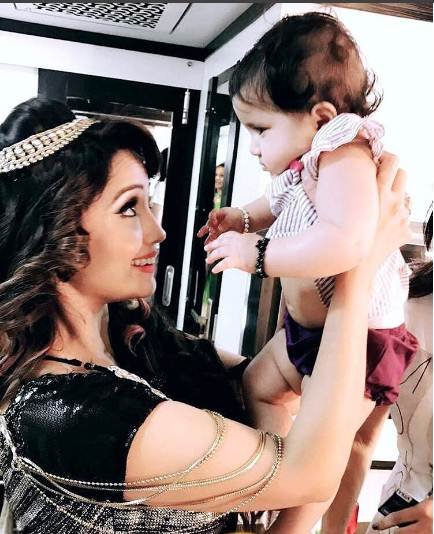 ada khan naagin 2, mouni roy, karanvir bohra, karanvir bohra kids, karanvir bohra daughters, karanvir bohra naagin 2, karanvir bohra mouni roy, mouni roy naagin 2, mouni roy kids, mouni roy picture, karanvir bohra teejay, indian express news, entertainment news