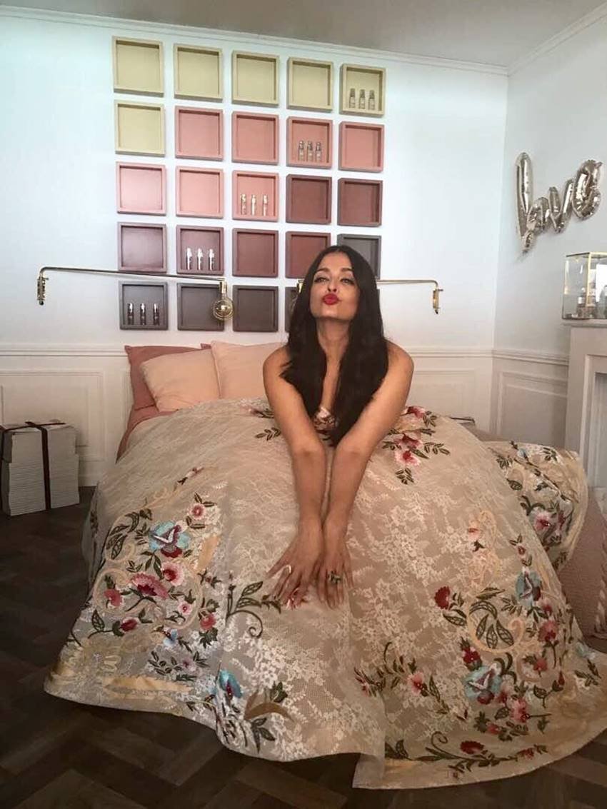 aish80 aishwarya rai cinderella, aishwarya rai disney princess, aishwarya rai cinderella pics, aishwarya rai disney princess pics, aishwarya rai bachchan, aishwarya rai bachchan cannes 2017, aishwarya rai bachchan 2017 cannes, aishwarya rai cannes 2017, cannes 2017 aishwarya rai, aishwarya rai 2017 cannes pics, cannes pic 2017 aishwarya rai, aishwarya rai cinderella dress pics, aishwarya rai cannes updates, aishwarya rai red carpet pics, aishwarya rai pics, indian express, entertainment news, bollywood movie updates