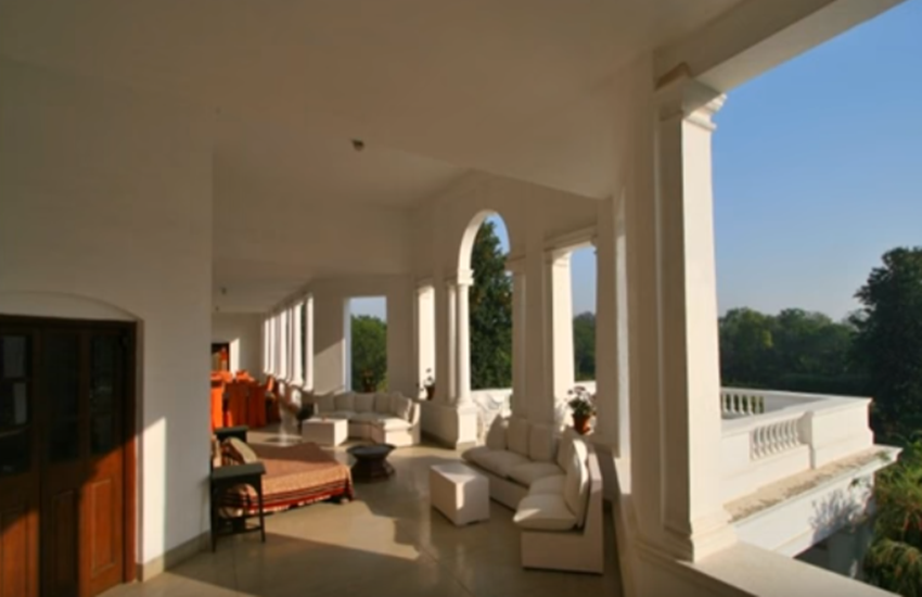 saif ali khan house insider size salman khan, salman khan house, shahrukh khan, shahrukh khan house, amitabha bachchan, akshay kumar, bollywood super star house