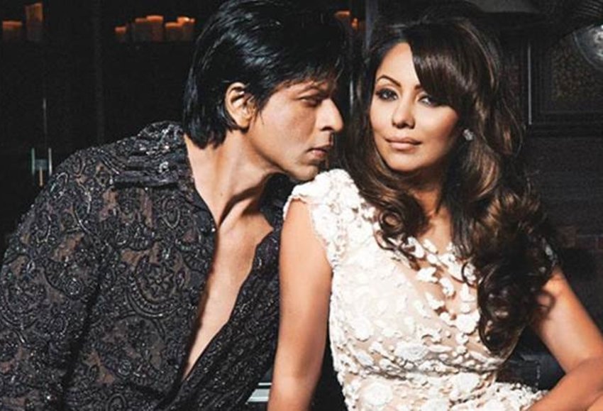 Shahrukh Khan and Gauri Khan Love Story 6 srk 25 years of a life, 25 years of srk, Shahrukh Khan with gauri, SRK Gauri Love Story, Shahrukh Khan Gauri Love Story, Gauri Muslim Name, Shah Rukh Khan Love Story, Shah Rukh Khan 25 years in Industry, Shah Rukh Khan Struggle Story, Shah Rukh Khan Acting Life, Bollywood News in Hindi